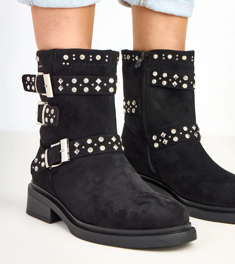 Černé kotníkové boty s kamínky na nízkém podpatku Brosca