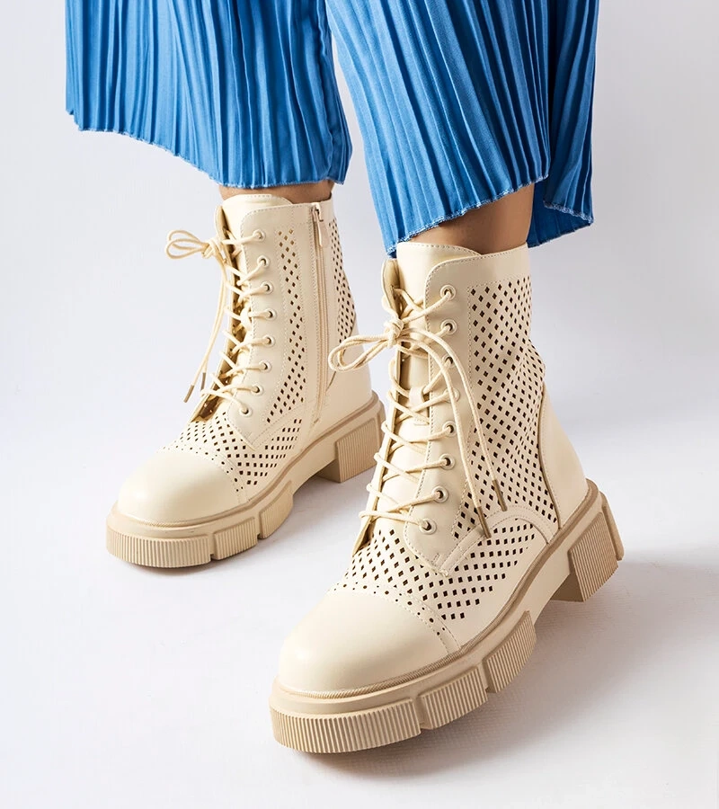 Bežové průsvitné kotníčkové boty Corpus