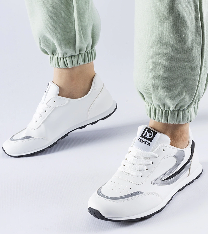 Bílé sportovní tenisky Cogliandrino