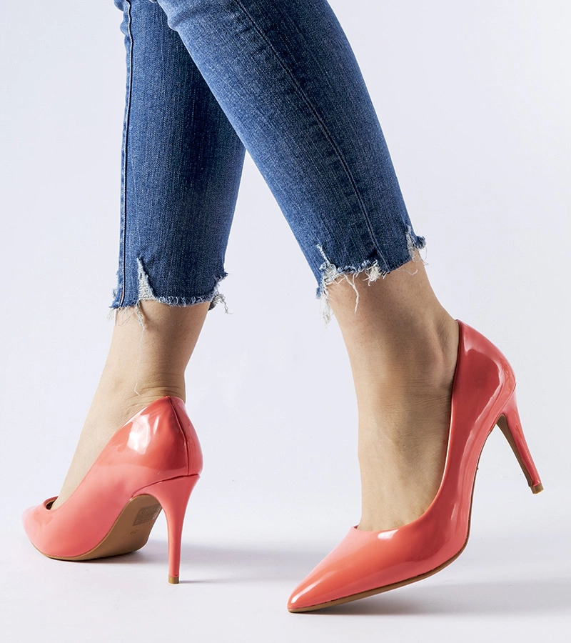 Růžové špičaté jehly Agrate