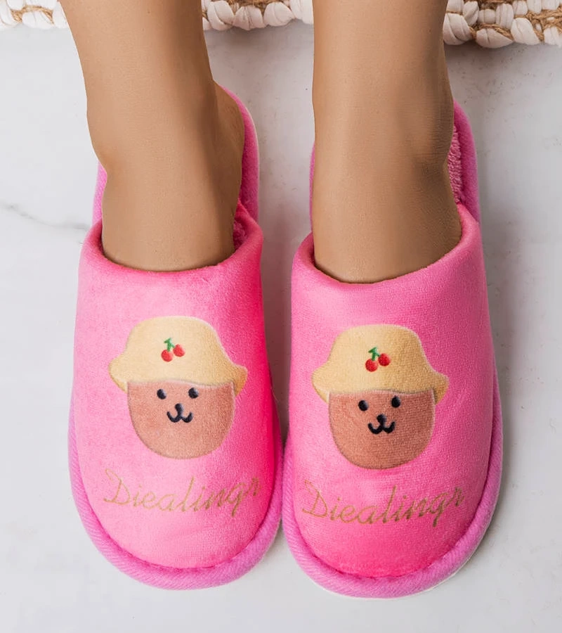 Růžové měkké pantofle Diealings