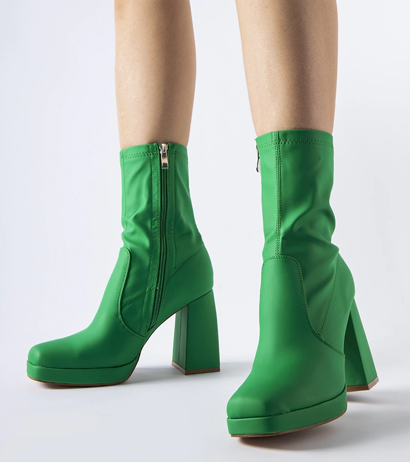 Zelené matné kotníčkové boty na vysokém podpatku Isauro