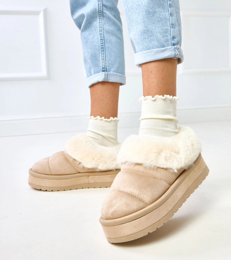 Béžové krátké sněhule zateplené kožíškem Almeida