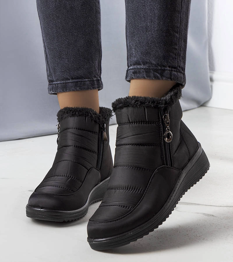 Černé zateplené sněhule s umělou kožešinou Blen