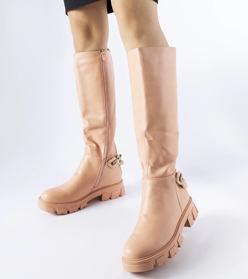 Růžové ploché kozačky se řetězem Armand