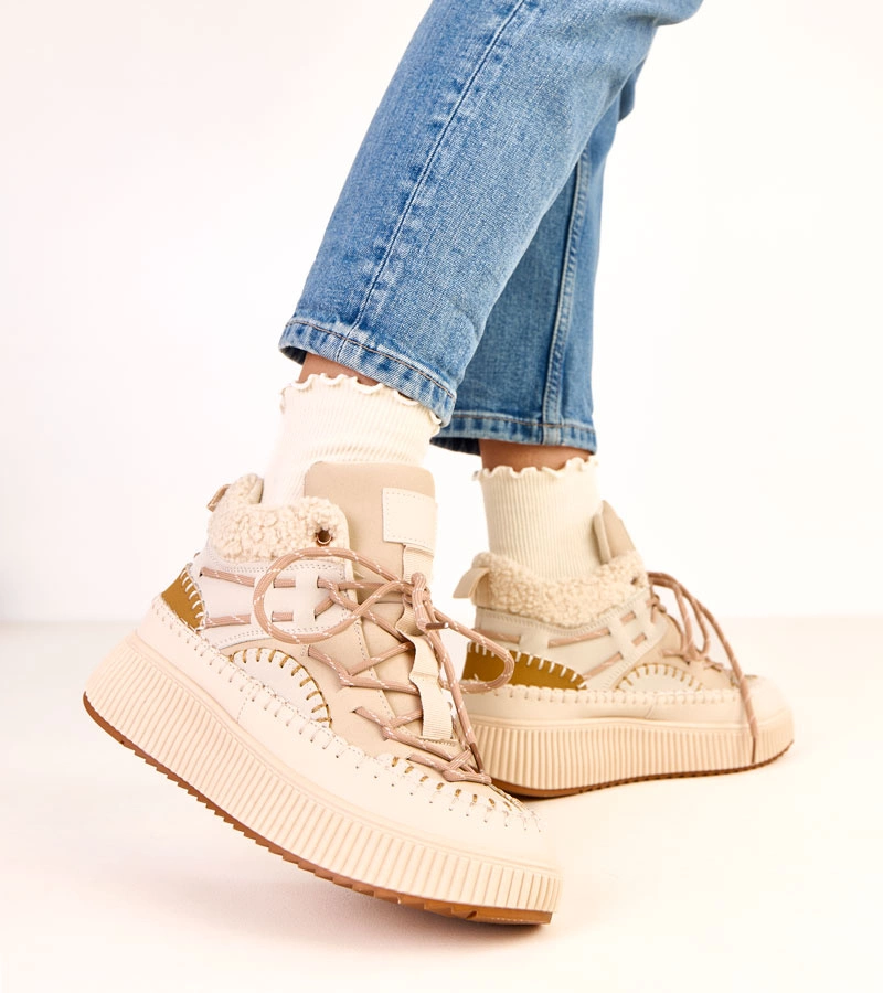 Béžové šněrovací sněhule s kožíškem Lesly