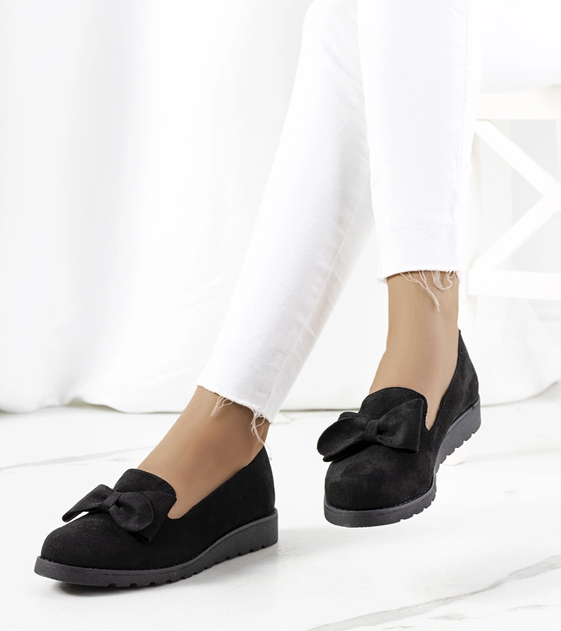 Černé boty Poolse na klínovém podpatku