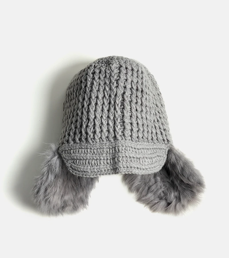 Šedá čepice s chrániči sluchu Zora