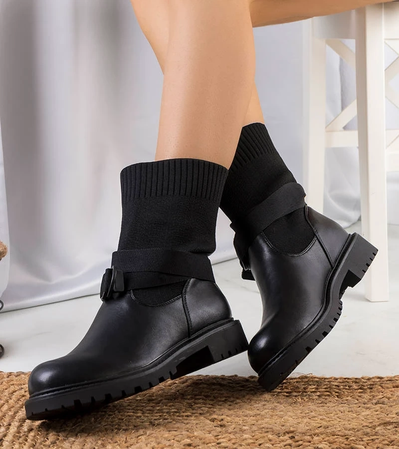 Černá boty s pružným svrškem Ricky