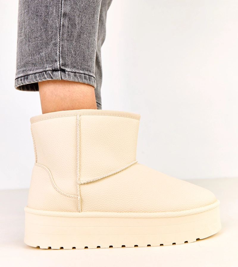 Béžové nízké sněhule na platformě z ekokůže Reinol