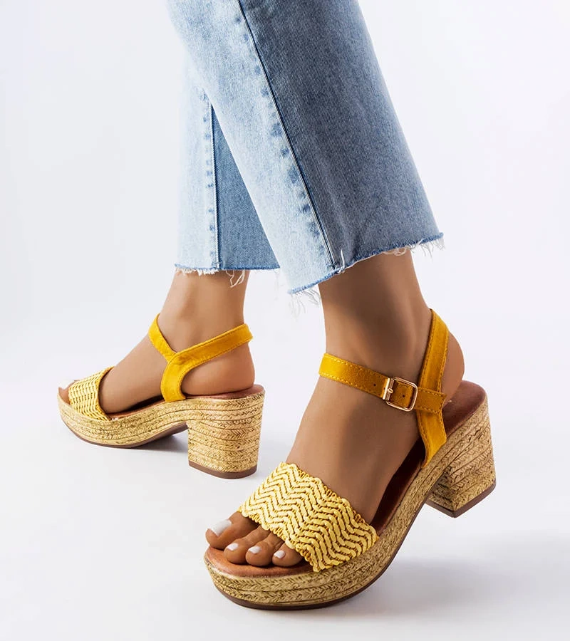 Žluté sandály na jehlovém podpatku Portland