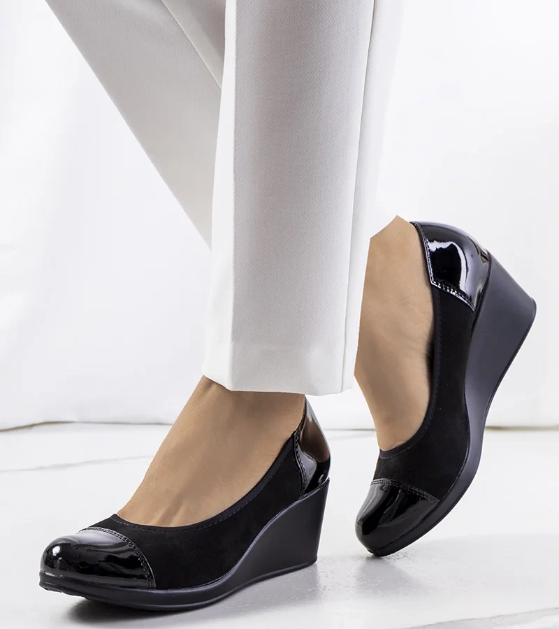 Černé lodičky Janeiro na podpatku