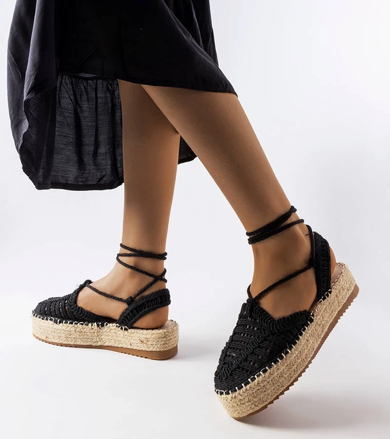 Černé vázané espadrilky Partenia