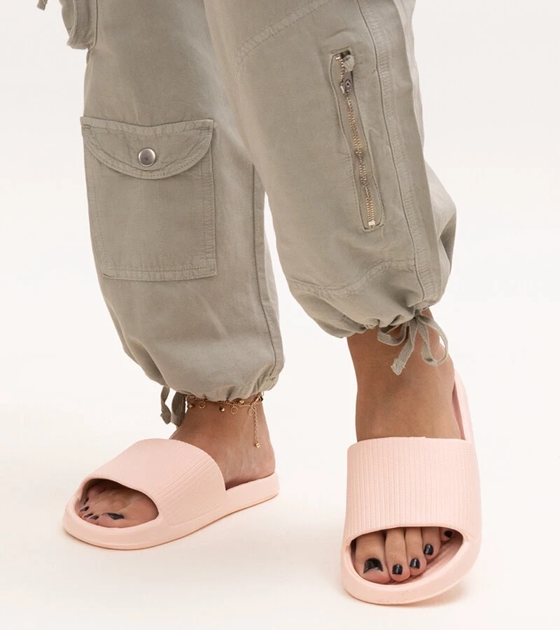 Růžové pěnové pantofle Menta