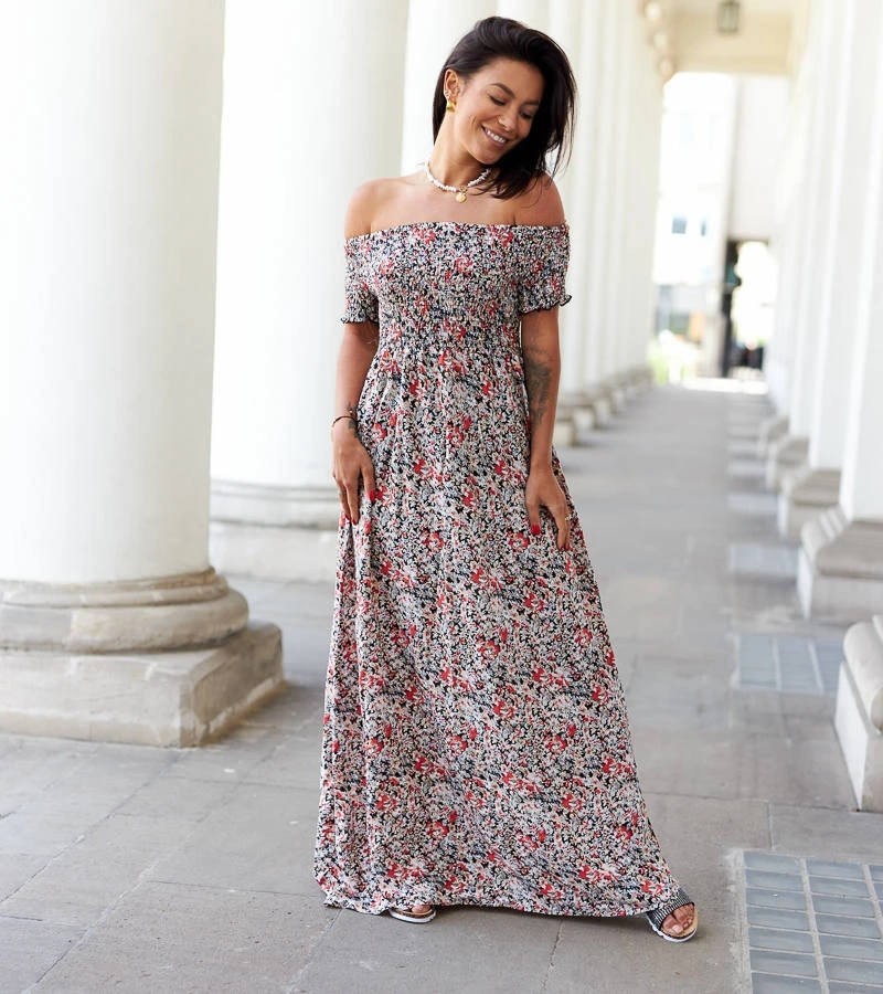 Černé šaty se záhyby Bottidda