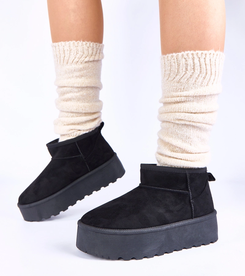 Černé sněhule na platformě zateplené kožíškem Mouna