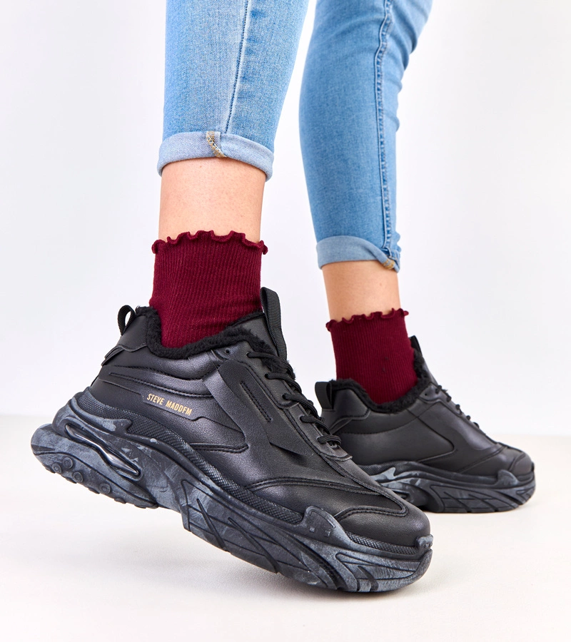 Černé zateplené tenisky s kožíškem Steves