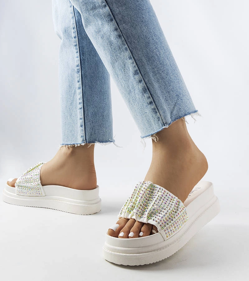 Žabky na bílé platformě se zirkony Franet