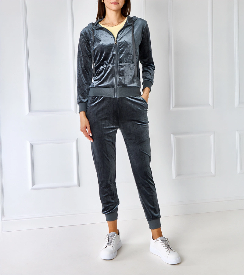 Šedá velurová souprava s kapucí Anna