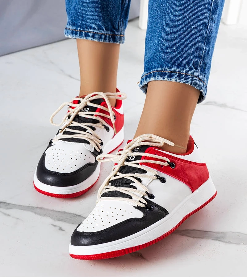 Černo-červené retro tenisky Shari