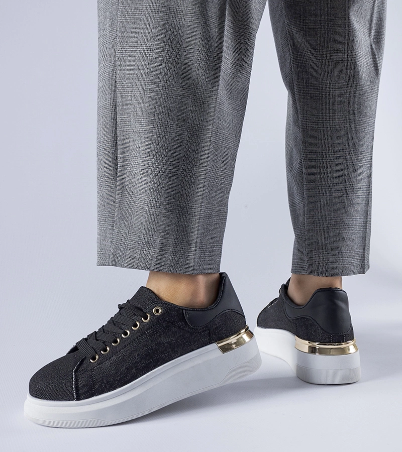 Černé tenisky na platformě Scuderlando