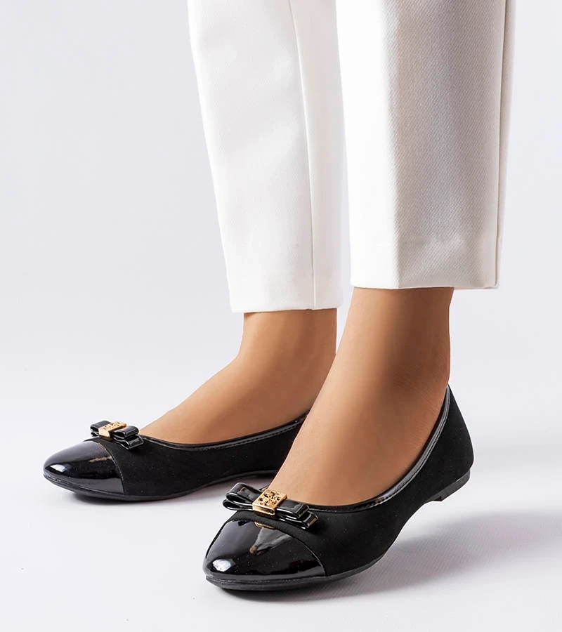 Černé baleríny s lakovaným nosem Umberto