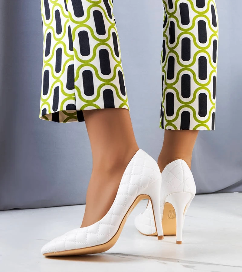 Bílé prošívané jehlové podpatky Nadelia