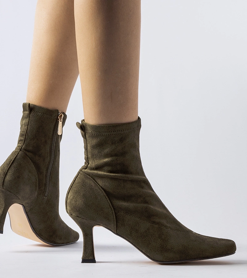 Zelené botky na nízkém podpatku Lucerne