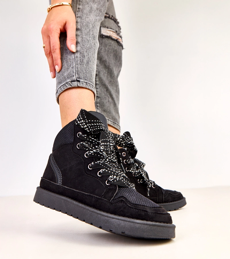 Černé vysoké tenisky s tlustými tkaničkami Klevis