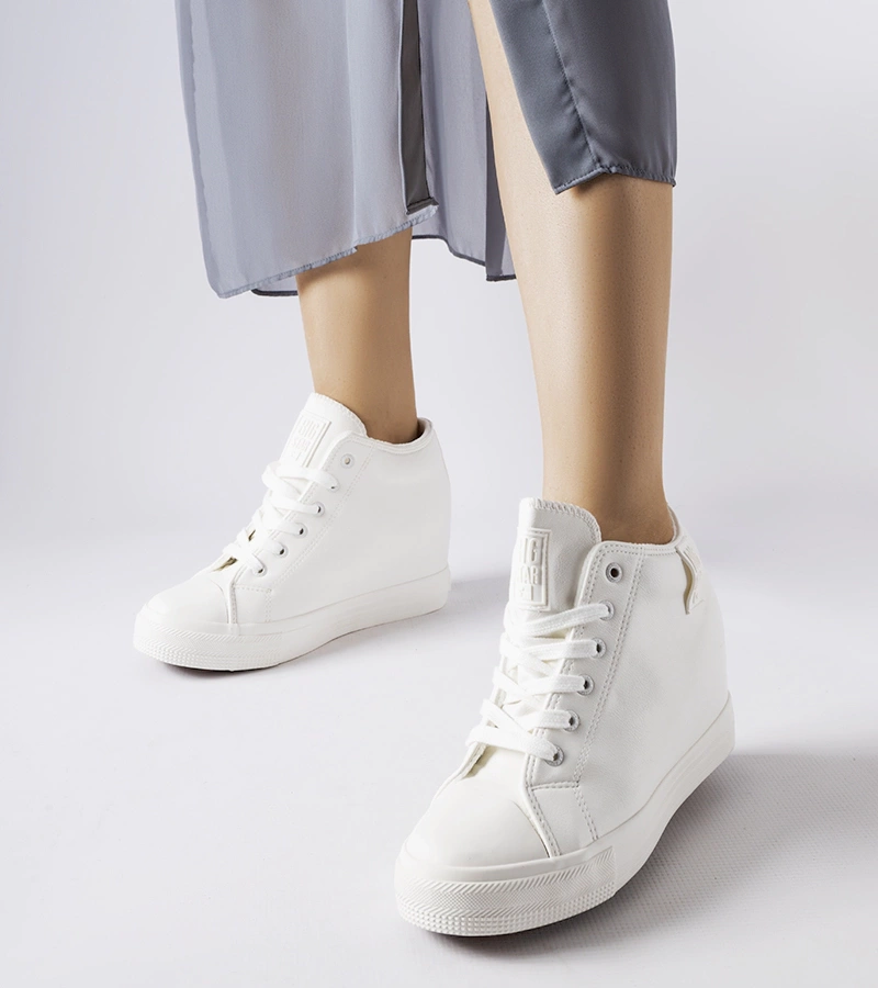 Bílé tenisky na klínku Big Star MM274002