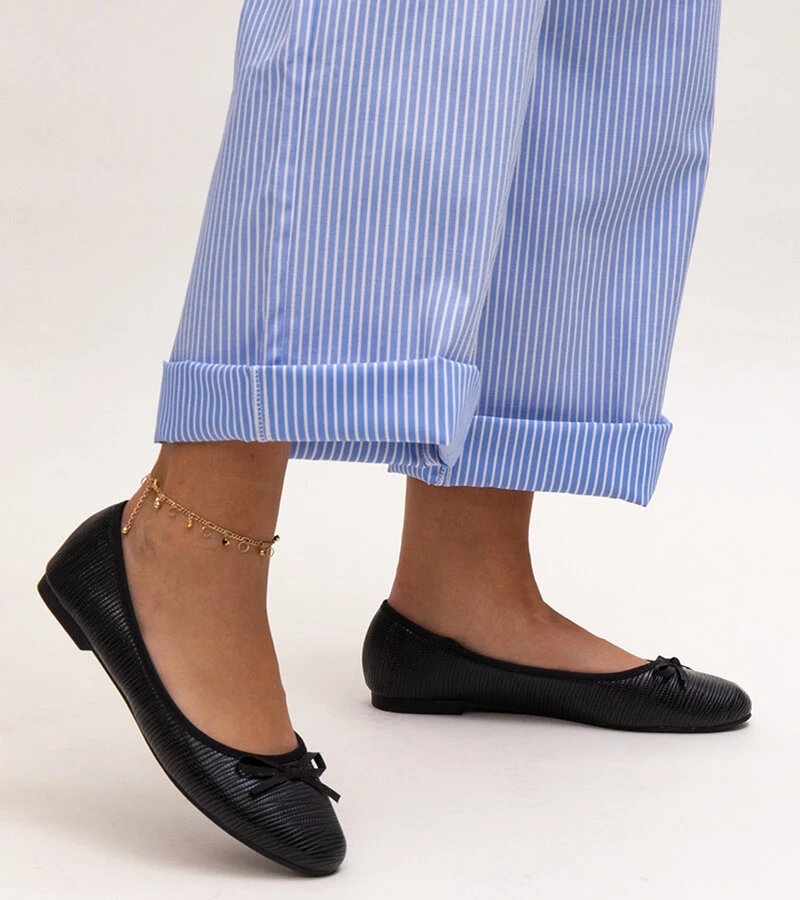 Černé baleríny s mašličkou a koženou vložkou Rosaly