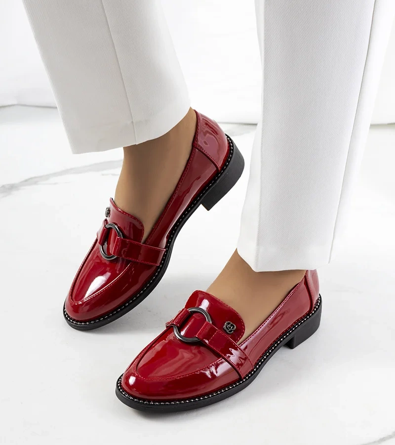 Červeně lakované polobotky Aveni