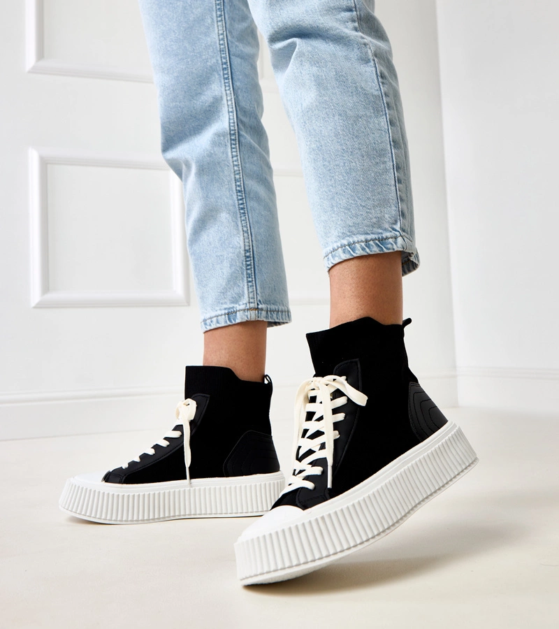 Černé nazouvací tenisky s ponožkovým svrškem na platformě Perkins