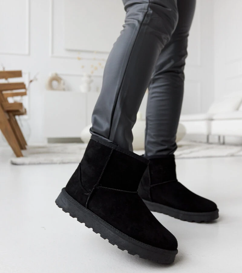 Černé zateplené krátké sněhule Menaggio