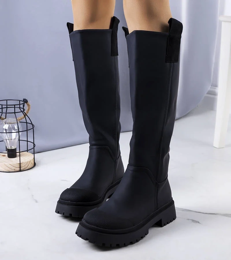 Černé zateplené boty Cortanz