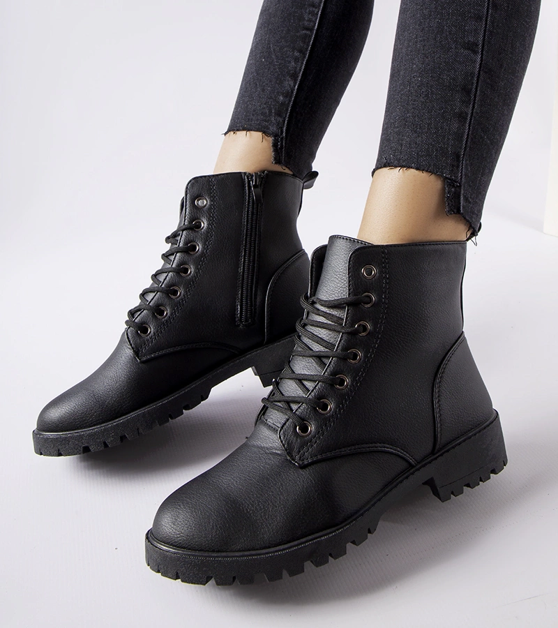 Černé klasické zateplené trapery Rosing