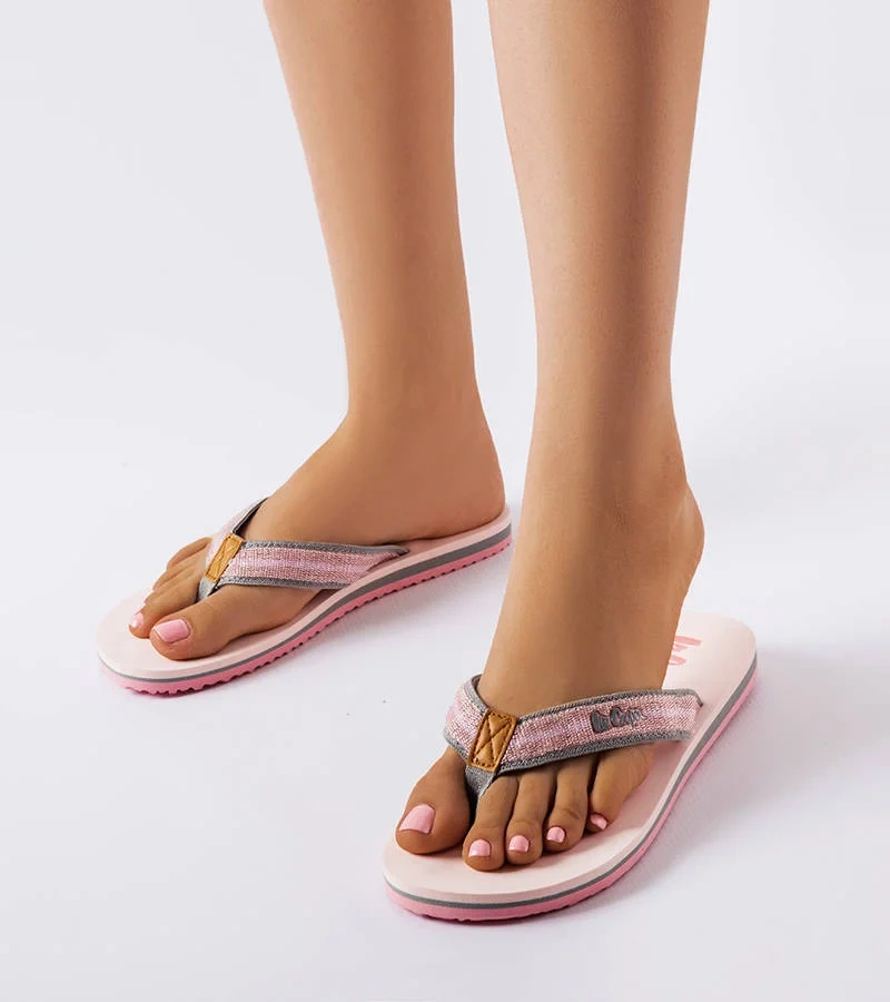 Růžové lehké žabky Lee Cooper