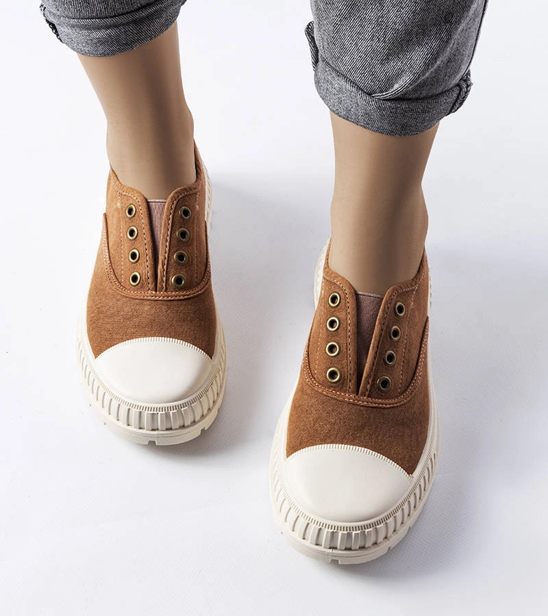 Hnědé tenisky s gumovou podrážkou Walton