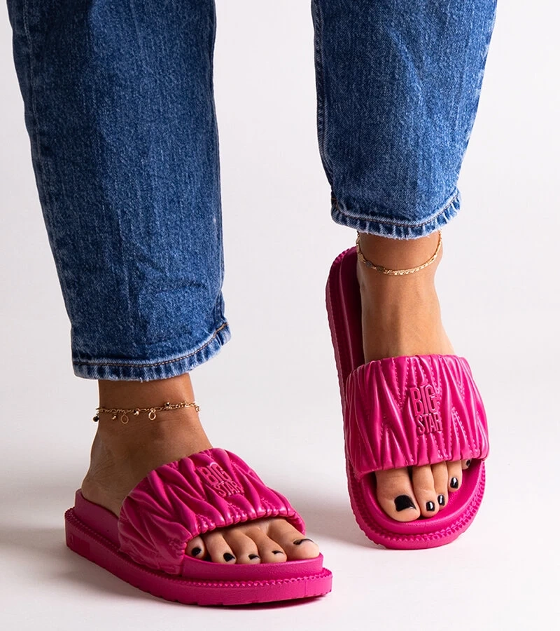 Růžové pantofle s řasením Big Star NN274A749