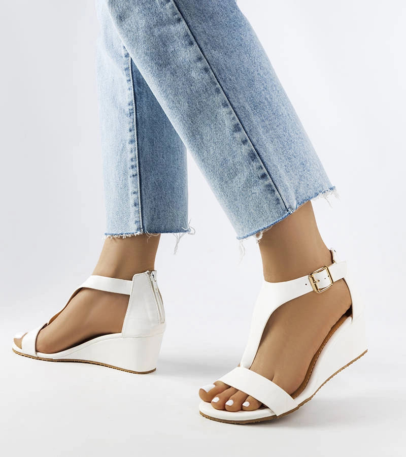 Bílé sandály Durepos na platformě a podpatku