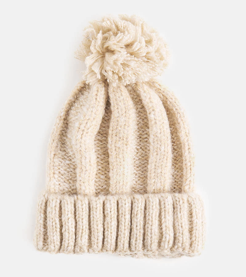 Béžová čepice s bambulí Cormil