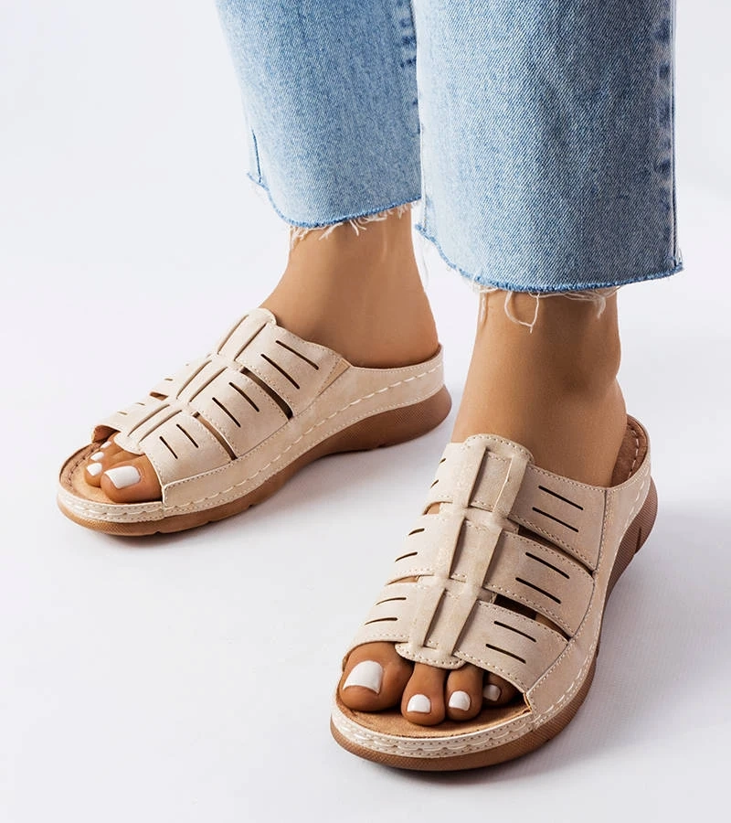 Béžové žabky na podpatku Jersey