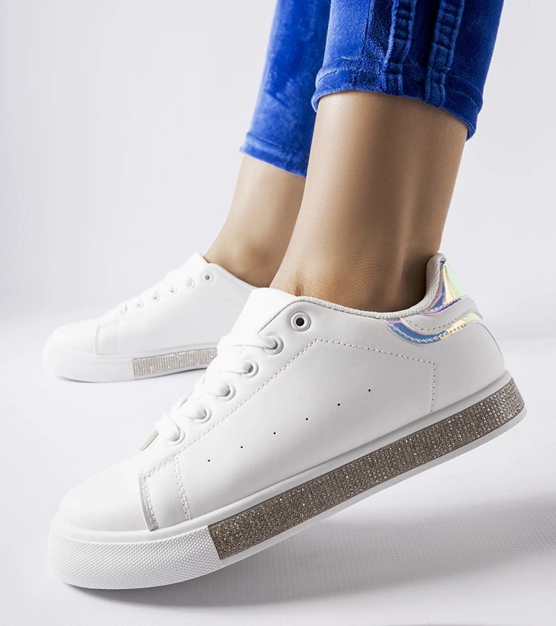 Bílé klasické tenisky s kubíky Dina