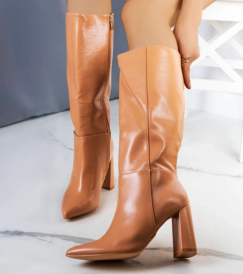 Béžové boty Adair na jehlovém podpatku