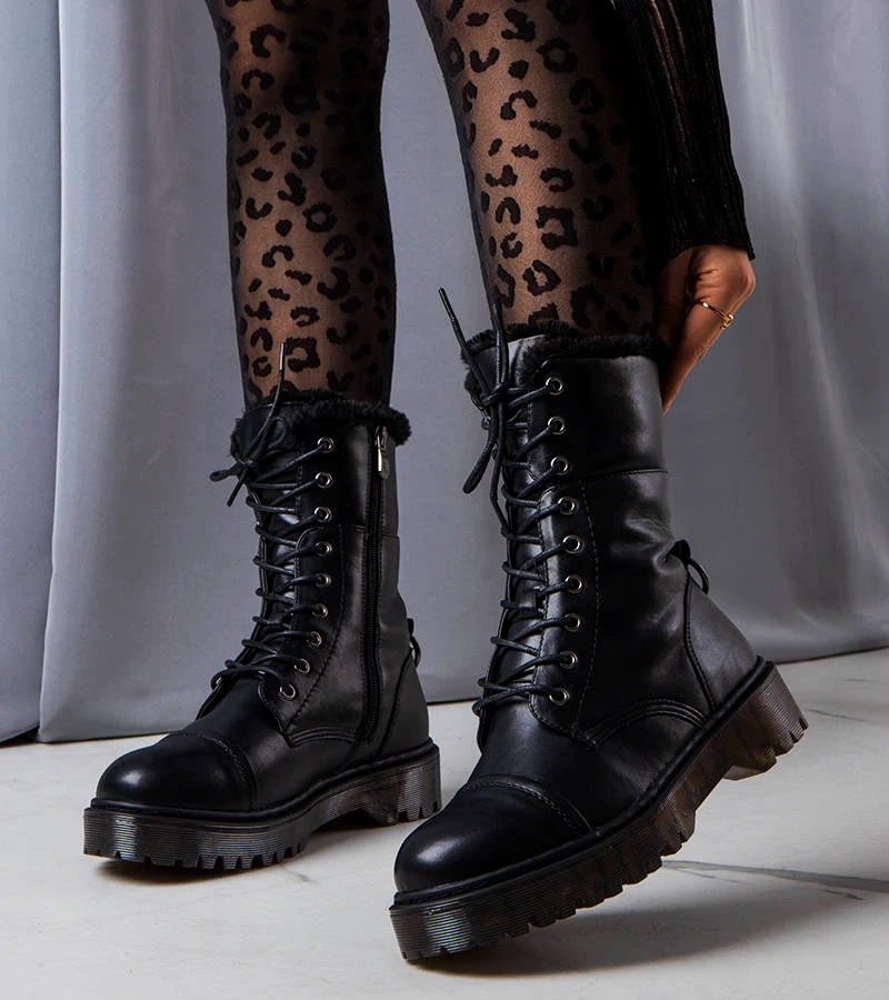 Zateplené trappery Black Marien