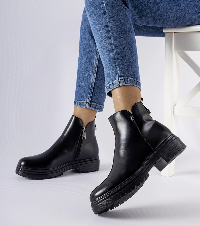 Černé vlněné kotníkové boty Vinceza