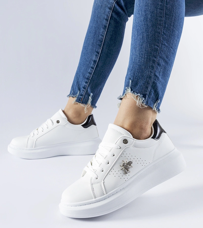 Bílé tenisky s aplikací zirkonů Fairfax