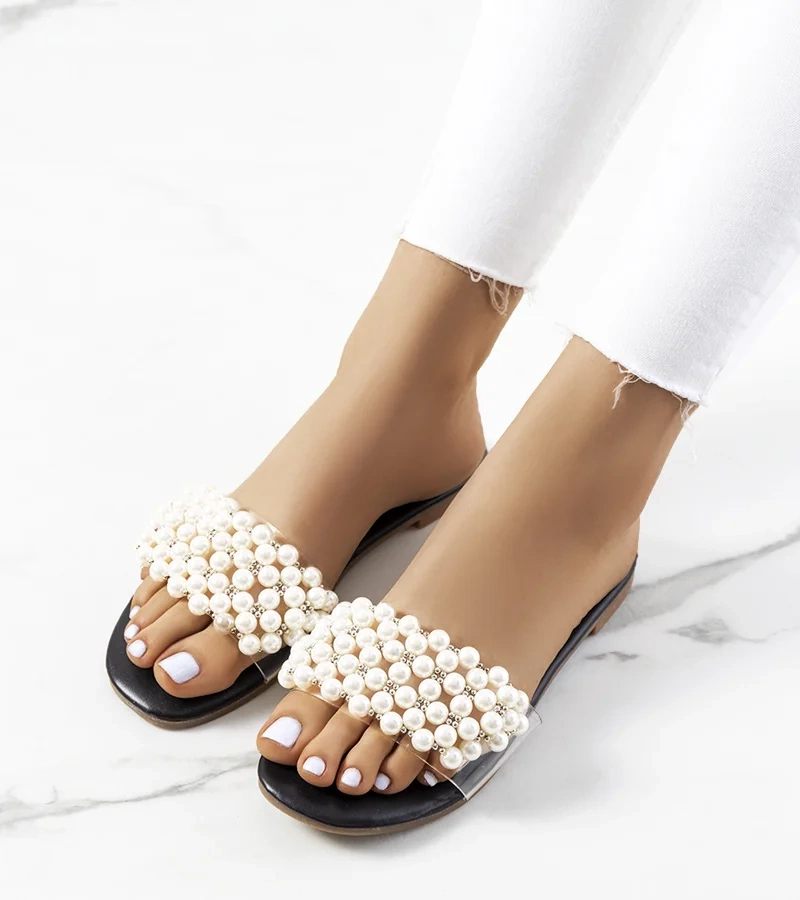 Černé žabky s perlami Oshawa