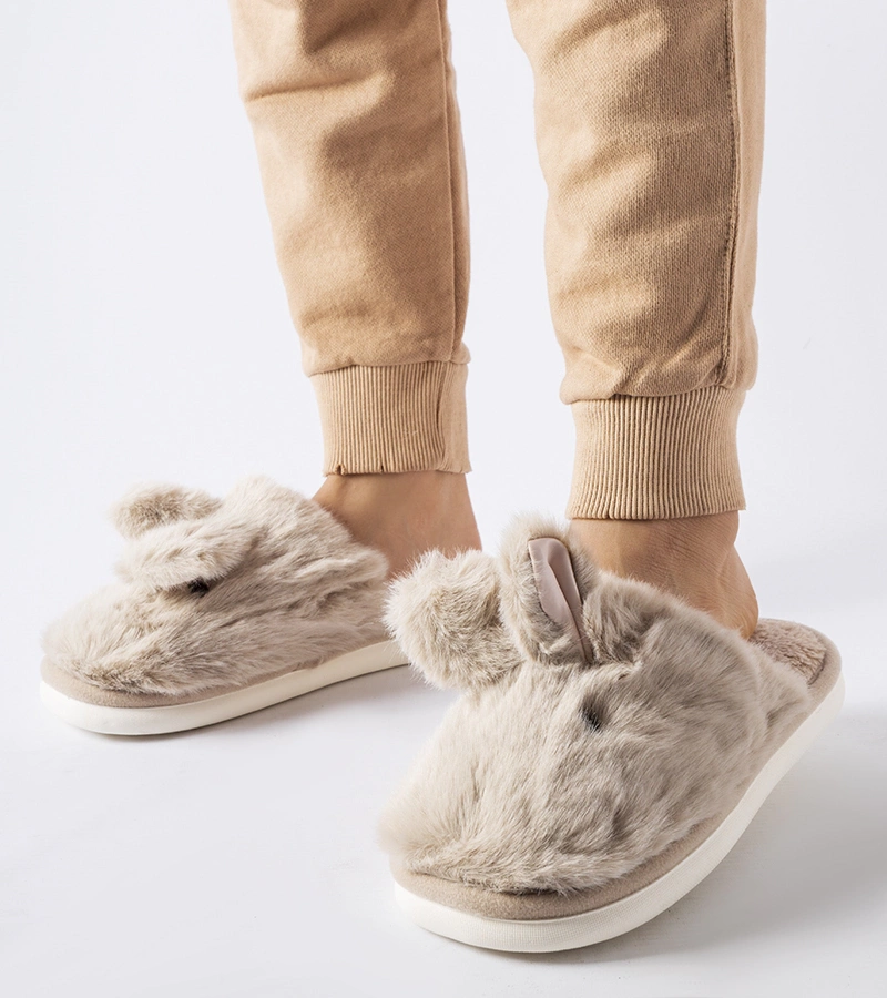 Teplé bílé pantofle s ušima Daniele
