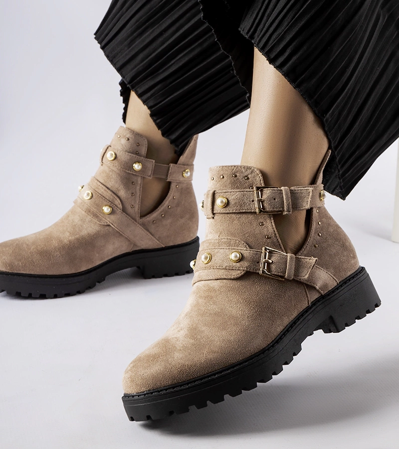 Bežové dekorativní kotníčkové boty s výřezy Provolo